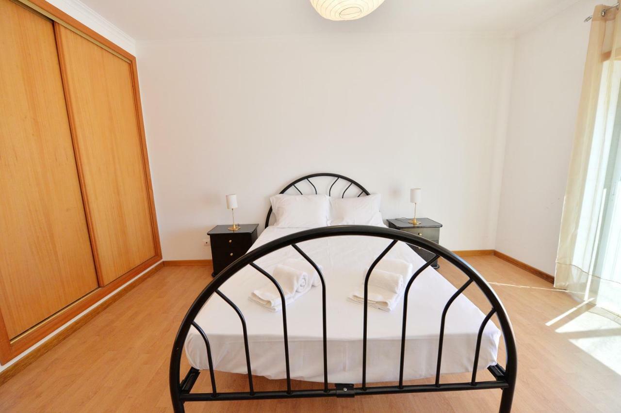 Townhouse Next To Falesia Beach Albufeira Bagian luar foto