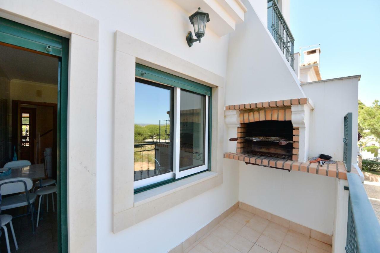 Townhouse Next To Falesia Beach Albufeira Bagian luar foto